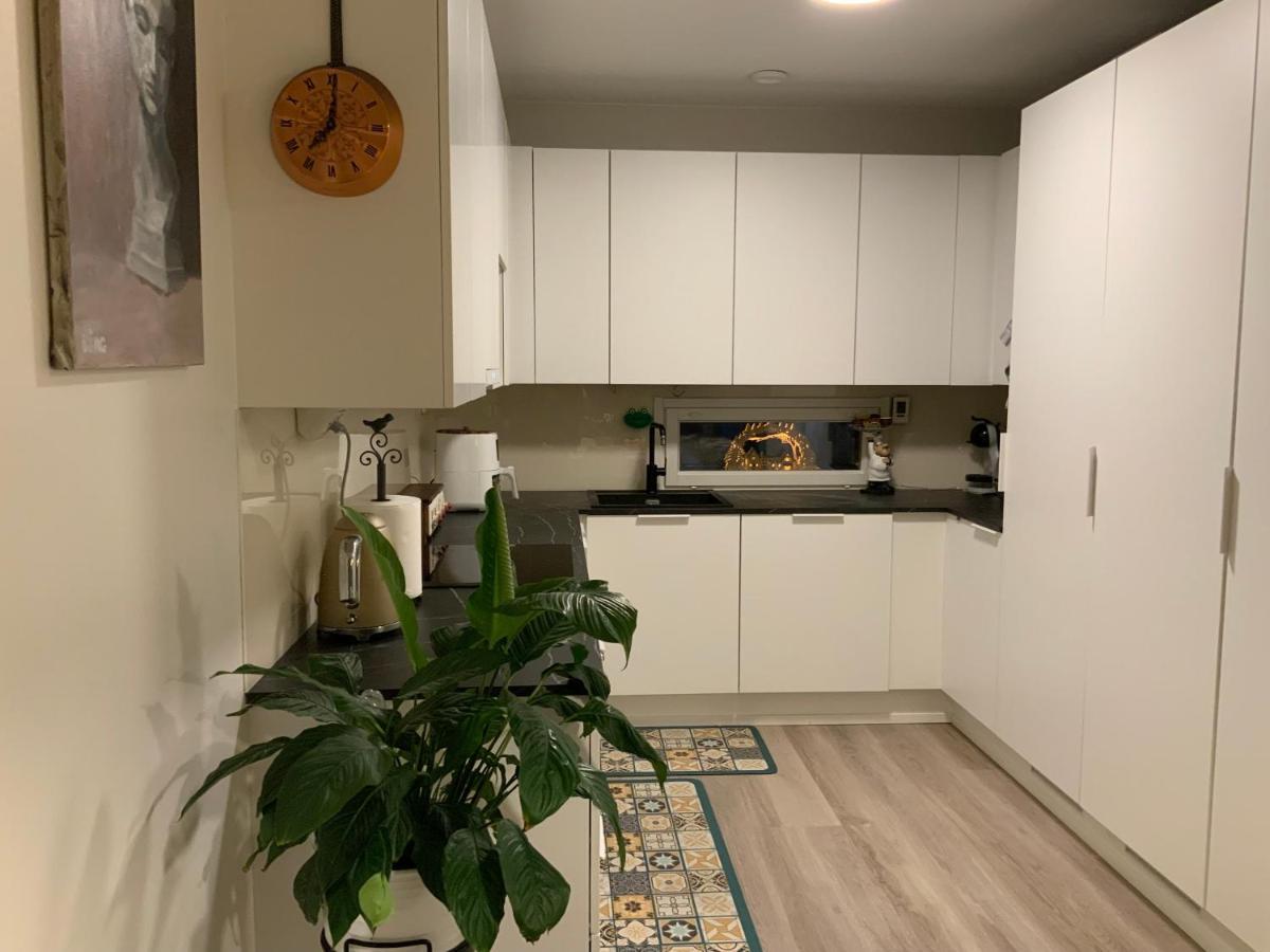Private Room In The Shared Detached House. ヴァンター エクステリア 写真